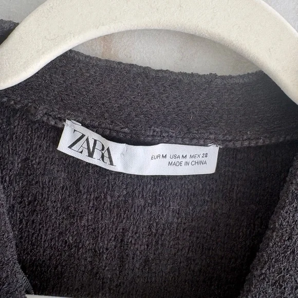Zara Textured Cropped Cardigan Sweater – Black Puff Sleeve – Silver Buttons – M - Picture 7 of 8